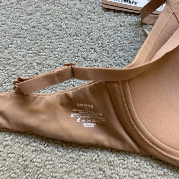 SKIMS Women’s Fits Everybody Scoop Plunge Bra in Ochre Beige Size 32B - Picture 6 of 9